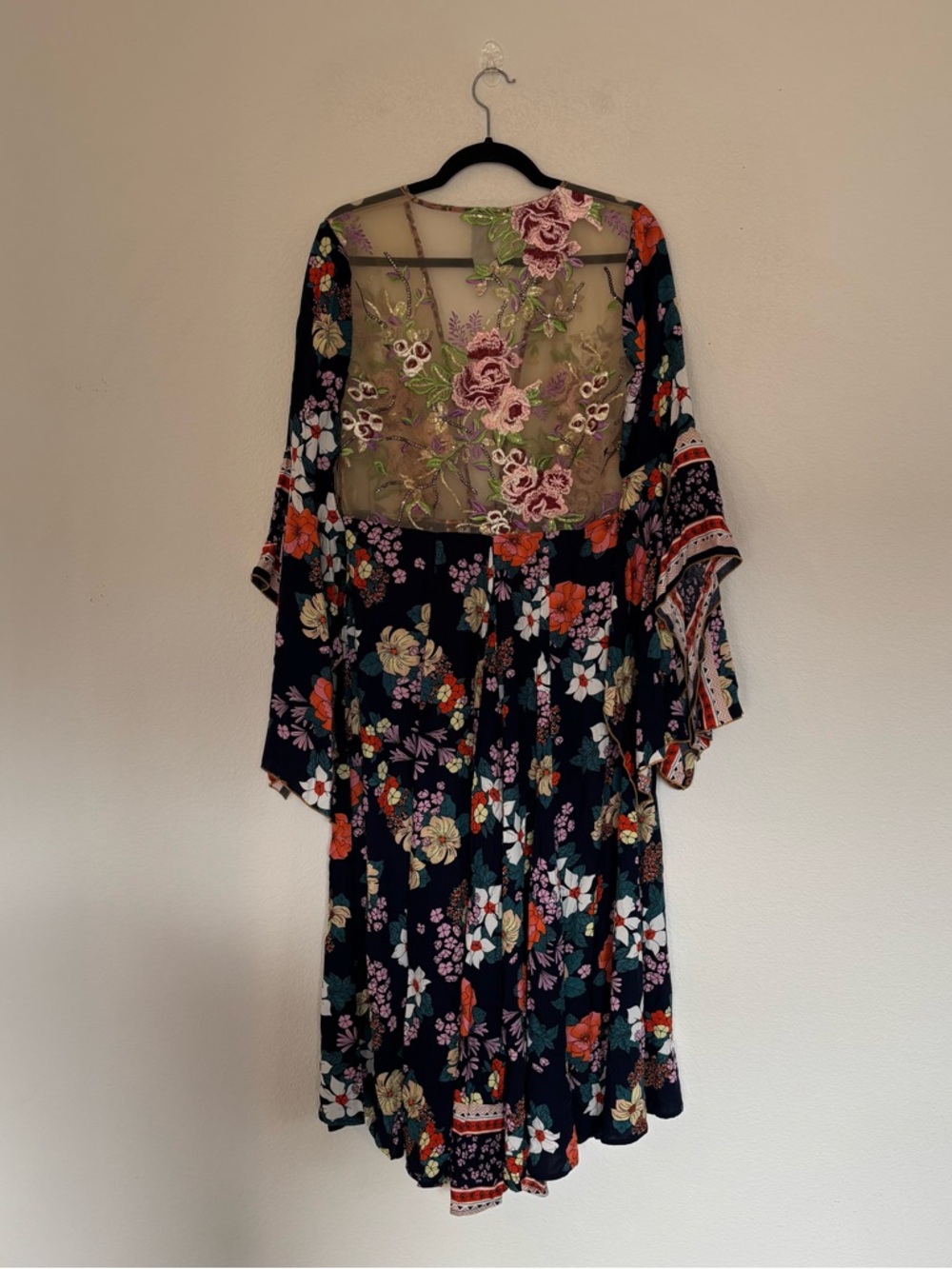 Aratta Amelia Kimono Top Night Floral NWT - Picture 7 of 10